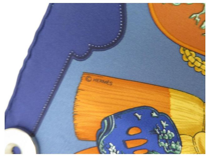 Hermès LOT 2 HERMES GAVROCHES SCIARPE LES FOLIES DU CIEL & TSUBAS CARRES SCIARPE Multicolore - vista 18