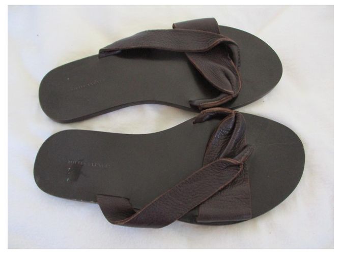 Bottega Veneta muli, pelle marrone,40;5 IT. Marrone scuro - vista 5