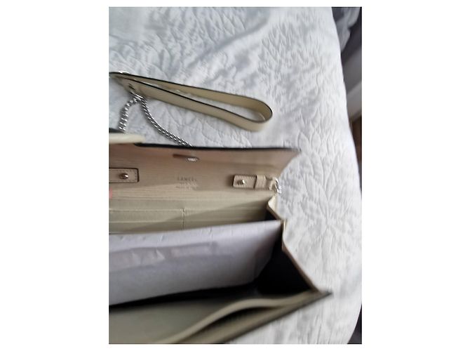 Borsa a tracolla Lancel in pelle e catena crema Beige Crudo - vista 11