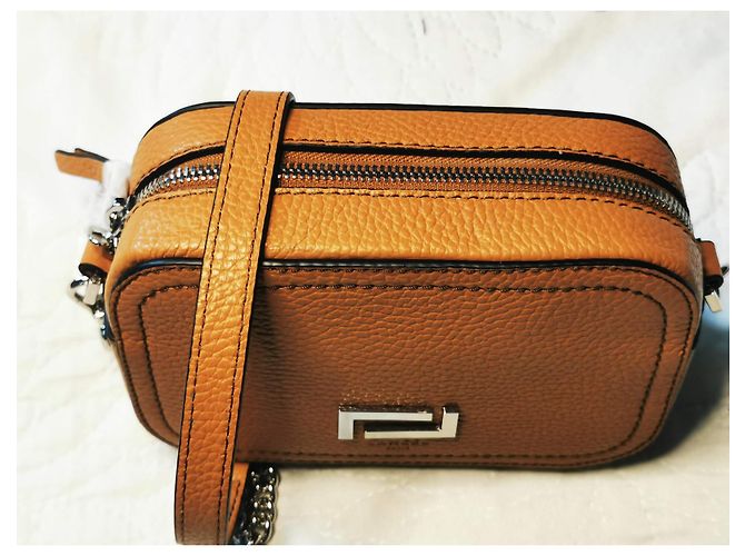 Bolsa camera Lancel em couro marrom camel Castanho claro Caramelo Hardware prateado - vista 5