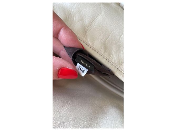 Borsa a mano Miu Miu Coffer Matelasse in pelle vernice Eggshell Bianco sporco - vista 5