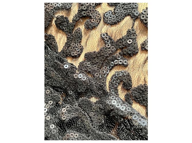 Diane Von Furstenberg Top nero a maniche lunghe DvF 'Belle' con rete in pizzo floreale con paillettes - vista 6