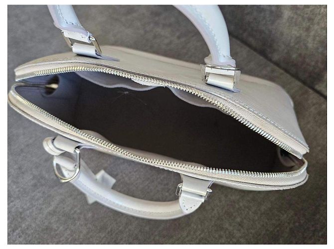 Alma Borsa Louis Vuitton bianca in pelle Epi Bianco - vista 5