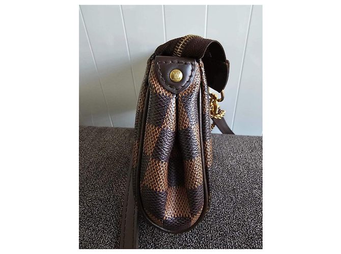Louis Vuitton Borsa Damier Ebene Eva con Catena Marrone - vista 8