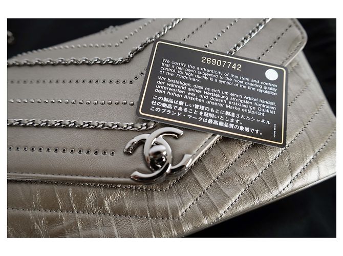 Borsa con patta Chevron decorata con "catena di paillettes" Chanel Argento - vista 10