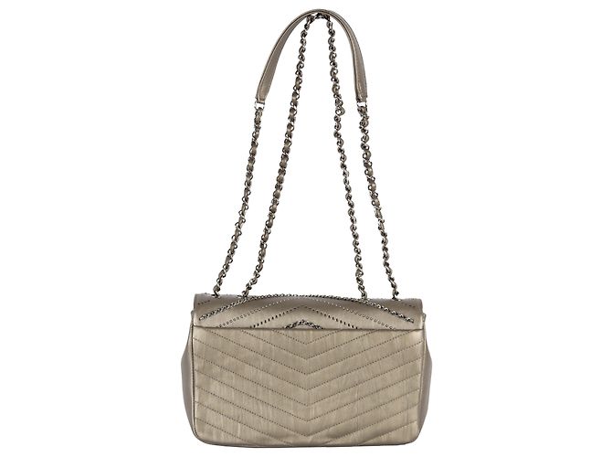 Borsa con patta Chevron decorata con "catena di paillettes" Chanel Argento - vista 2