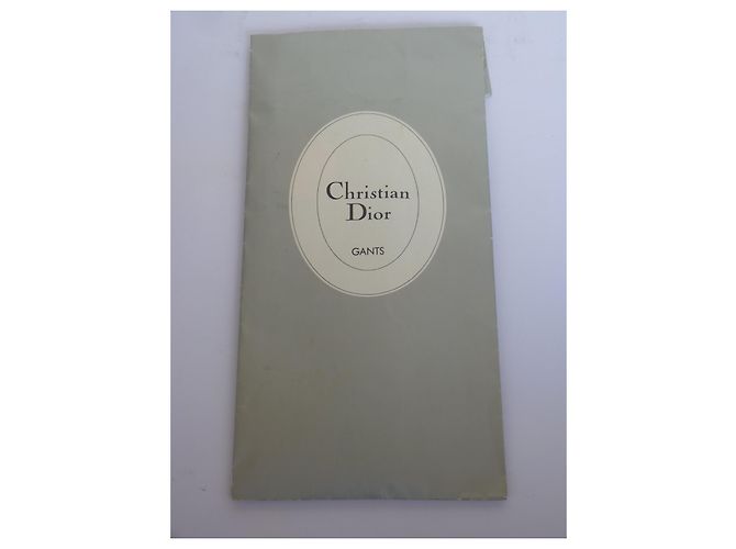 Christian Dior Handschuhe aus schwarzem Lammleder mit goldenem CD Logo - Ansicht 8