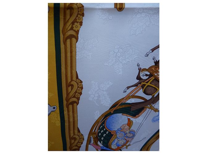Sciarpa in seta Hermès Plumes et Grelots Gialla Giallo - vista 10