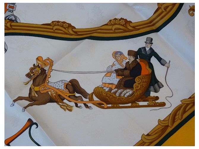 Sciarpa in seta Hermès Plumes et Grelots Gialla Giallo - vista 7