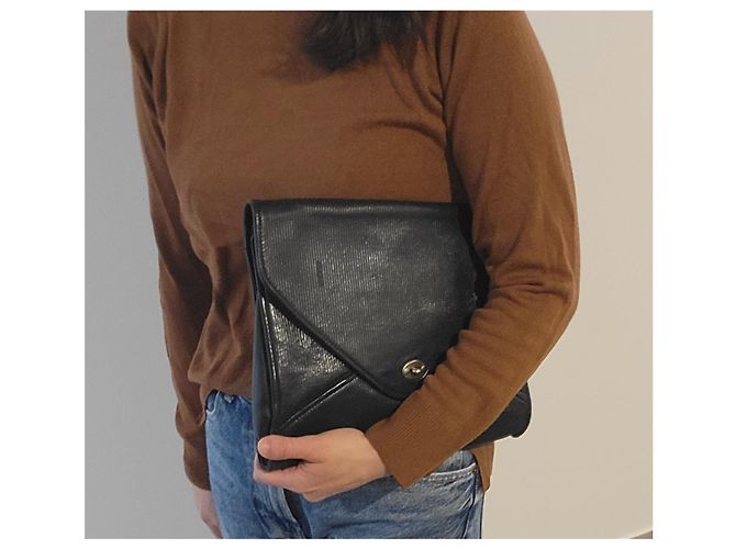 Pochette Fendi in pelle blu navy - vista 2