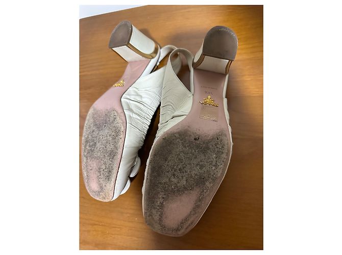 Sandali Prada in pelle beige - vista 6