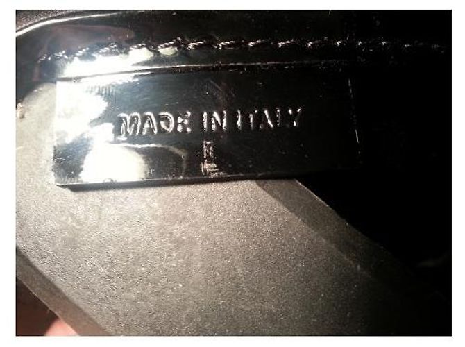 Borsa Burberry in vernice nera trapuntata Nero - vista 5