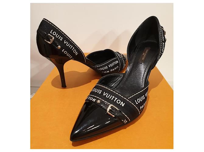 Louis Vuitton modello Lily Nero - vista 3