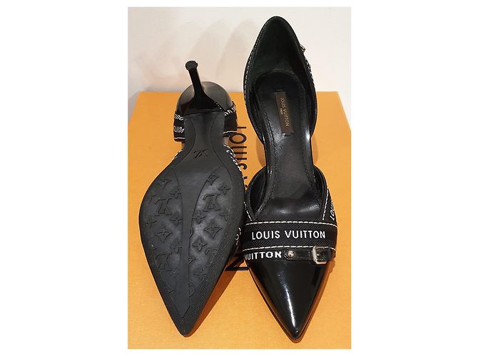 Louis Vuitton modello Lily Nero - vista 5