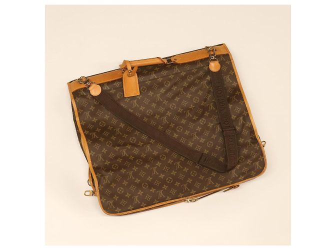 Copriabito portatile da cabina con monogramma LOUIS VUITTON M23420 LV Auth fm2176 - vista 14