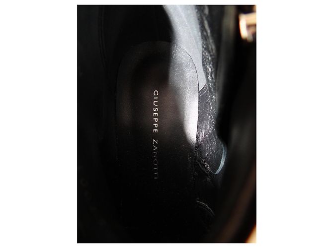Botines Giuseppe Zanotti de charol negro - vista 7