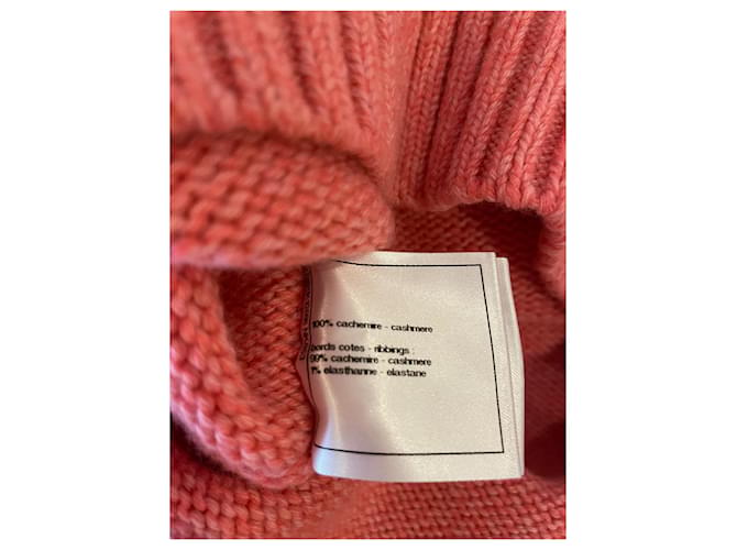 Chanel Kaschmirpullover in Rosa mit Schmuckknöpfen Pink - Ansicht 3