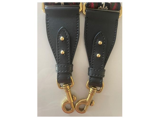 Christian Dior bolsa tiracolo 30 Montaigne couro preto bordô - vista 9