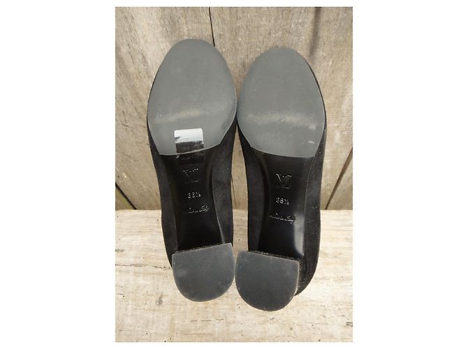 Louis Vuitton Uniform Pumps Schwarz Wildleder - Ansicht 6