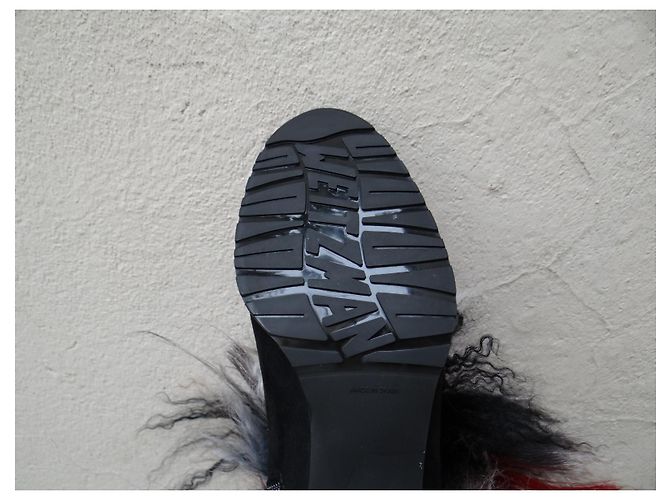 Stivaletti Stuart Weitzman in pelle nera e ecopelliccia multicolore 36 IT Nero - vista 10