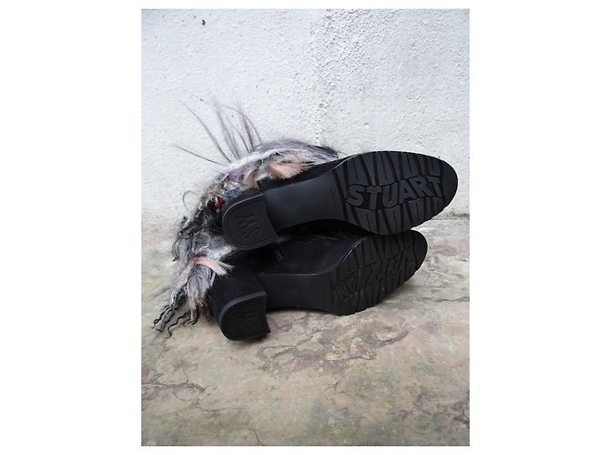Stivaletti Stuart Weitzman in pelle nera e ecopelliccia multicolore 36 IT Nero - vista 9