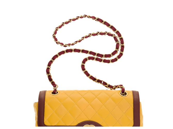Diana Sac Chanel Timeless/Classico in Pelle Gialla - 100171 Giallo - vista 8