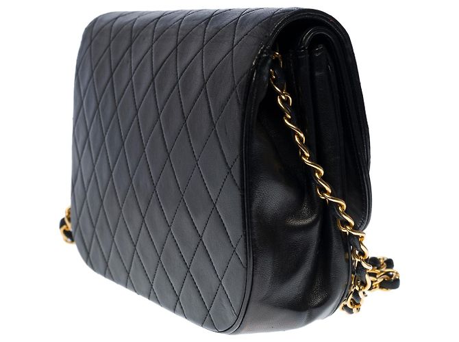 Timeless CHANEL BOLSA CLÁSSICA COM FLAP MEIA-LUA BOLSA TRANSVERSAL EM COURO PRETO ACOLCHOADO100414 - vista 4
