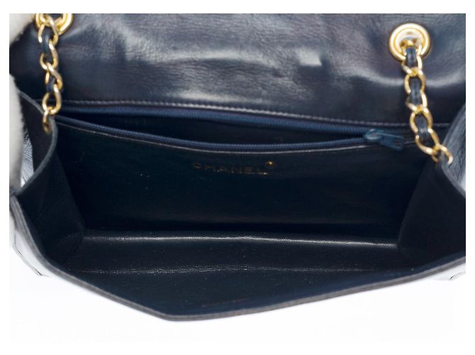 Timeless Borsa CHANEL in Pelle Blu Navy - 100644 - vista 7