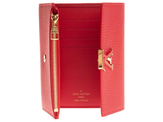 LOUIS VUITTON CAPUCINES COMPACT WALLET IN SCARLET RED TAURILLON LEATHER - view 5