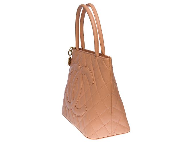 CHANEL Medaillon-Tasche aus rosa Leder - 100733 Pink - Ansicht 3