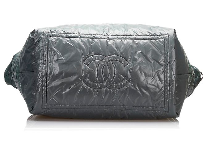Borsa da viaggio Chanel Green Coco Cocoon Verde Verde scuro - vista 4