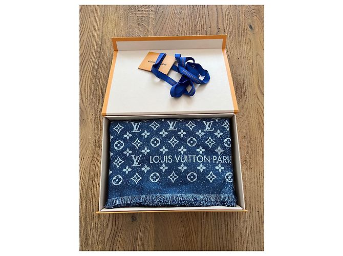 Louis Vuitton Scialle in denim sfumato blu - vista 4