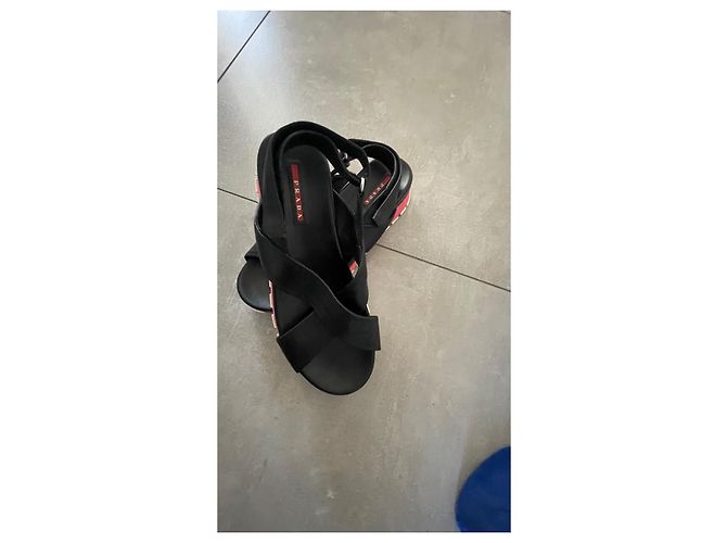Sandali Prada in pelle nera con chiusura a velcro Nero - vista 2