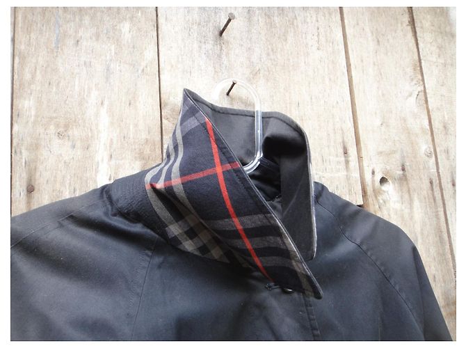 Chubasquero Burberry modelo Markfield talla 38 Azul marino - vista 4