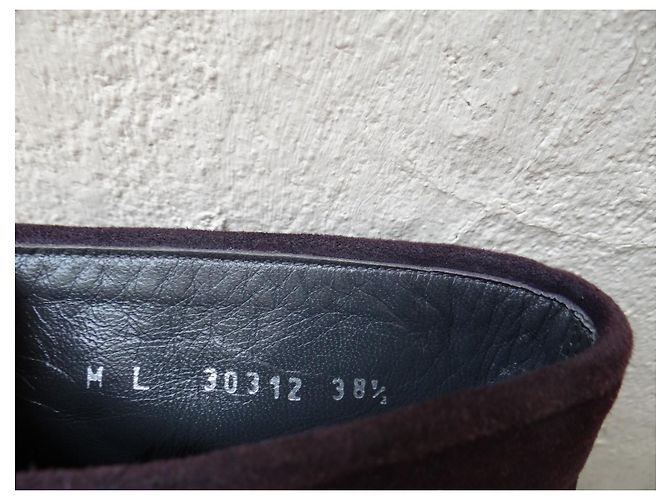 Botas de cano curto Stuart Weitzman em couro roxo escuro bordô Bordeaux - vista 13