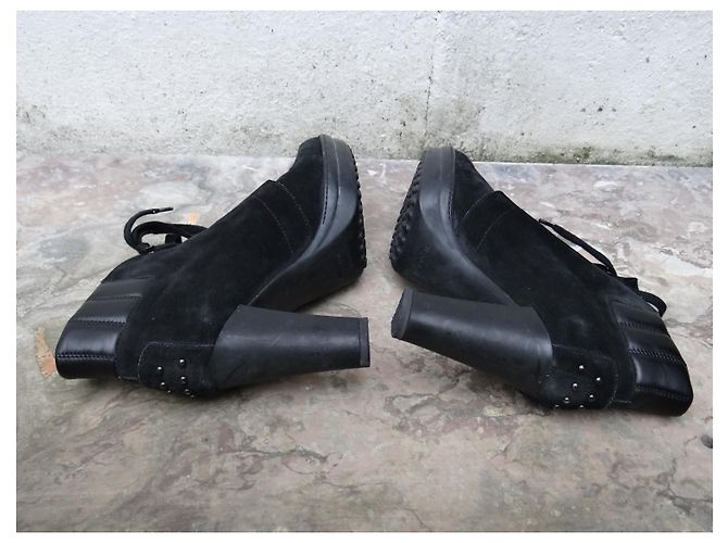 Stivaletti con lacci in pelle nera Tod's Nero - vista 5