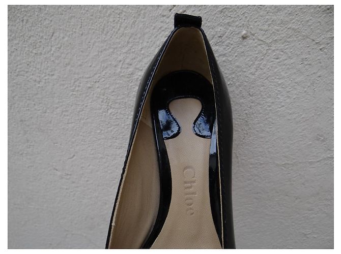 Décolleté Peep Toe Chloé in Vernice Nera Nero - vista 3