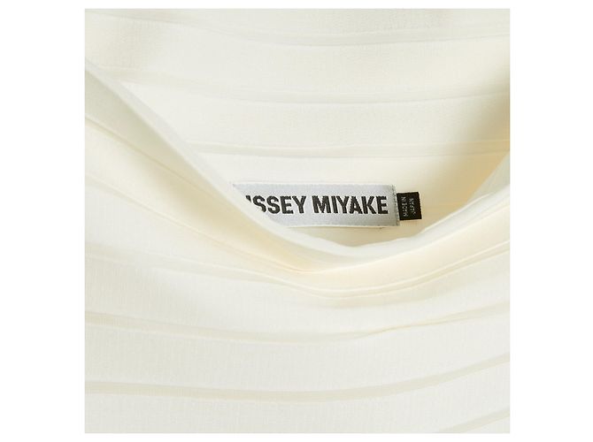 Issey Miyake Pekin Stricktop Creme 38 Roh - Ansicht 3
