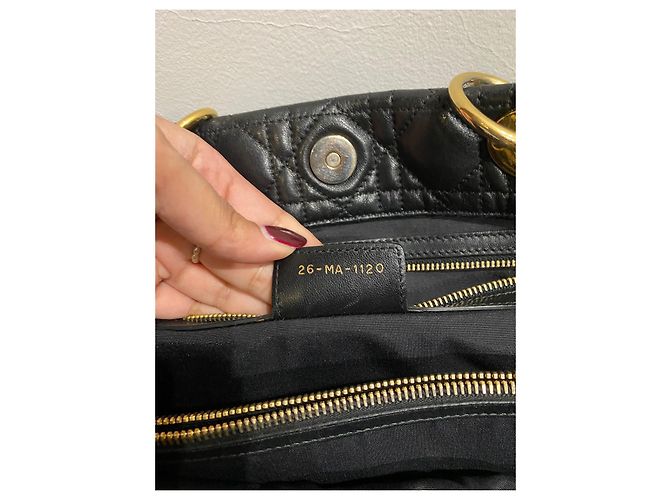 Dior Lady Dior Soft Tragetasche aus schwarzem Lammleder - Ansicht 9