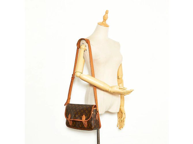 Louis Vuitton Monogramma Gibeciere MM M42247 Marrone - vista 10