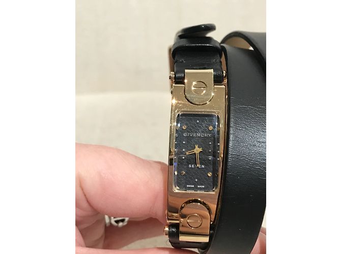 GIVENCHY  Watches T.  gold plated - view 3
