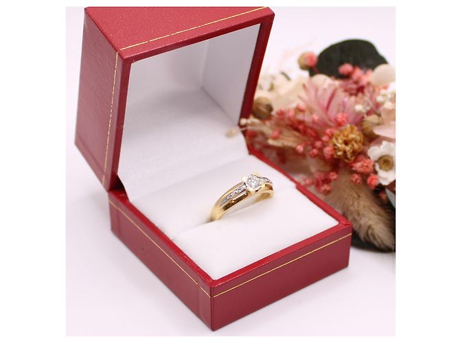 Autre Marque Anello con diamante centrale e diamanti corpo in oro giallo 750%O Gold hardware - vista 10