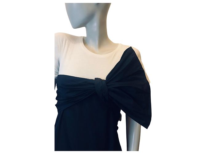 T-shirt Pinko com pala de laço preto e branco - vista 2