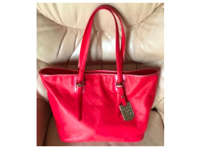 Bolsa bucket Longchamp em couro coral - vista 2