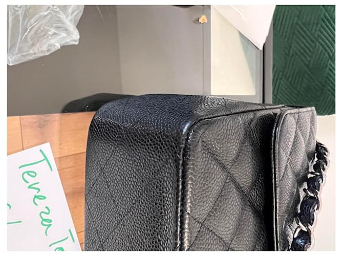 Chanel Classica patta foderata di caviale jumbo Nero Silver hardware - vista 12