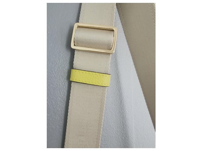 Borsa a secchiello Furla in pelle gialla Beige Giallo Gold hardware - vista 9