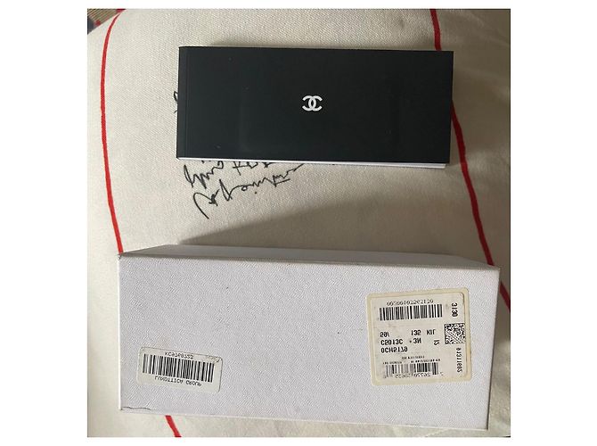 Autre Marque Chanel Sonnenbrille schwarz mit Gläsern und Metallbügeln - Ansicht 4