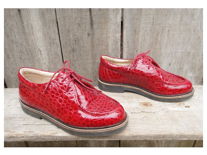 Autre Marque Décolleté derby Caprice in vernice rossa 39 Rosso - vista 4