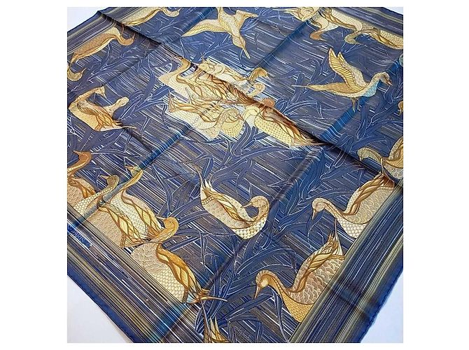Hermès Ermete 1981 La Mare Aux Canards Carré de Soie in colore raro Nero Blu Multicolore Beige D'oro Giallo Bronzo Blu navy Blu scuro - vista 5