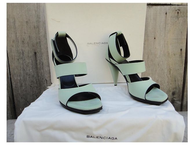 Sandali Balenciaga p 37,5 Nuova Condizione - vista 2